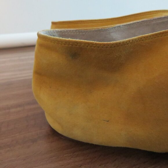 VINTAGE GUCCI Butter Yellow Suede Chukka Lace Up Flat Boots Booties - Size US 6 - Picture 5 of 15